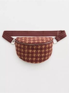 Like New Aerie Plaid Fanny Pack Belt Bag in Rust O/S